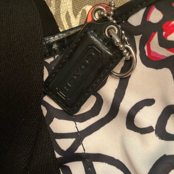 Coach handbag - Picture 2 of 3